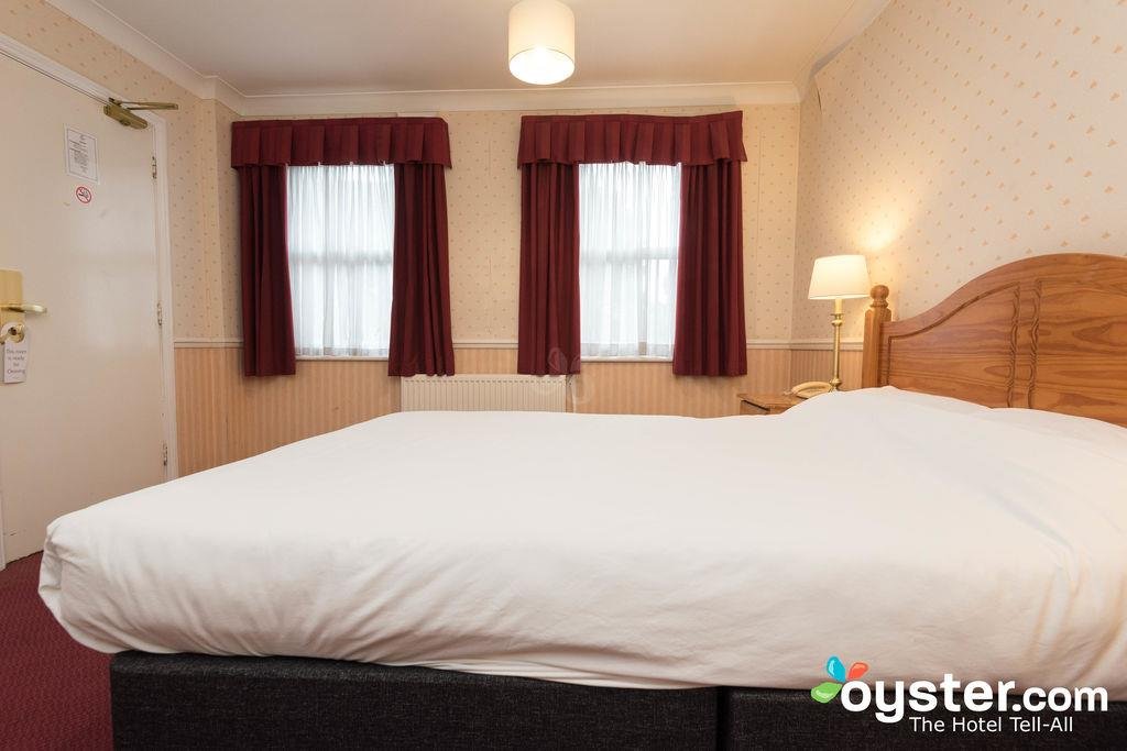 Фото Sure Hotel by Best Western Reading