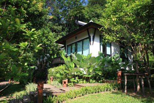 Гостиница Numsai Khaosuay Resort в Ранонге