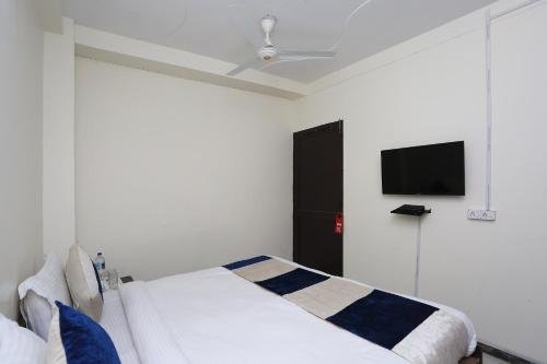 Фото Oyo 13280 Hotel Royal India