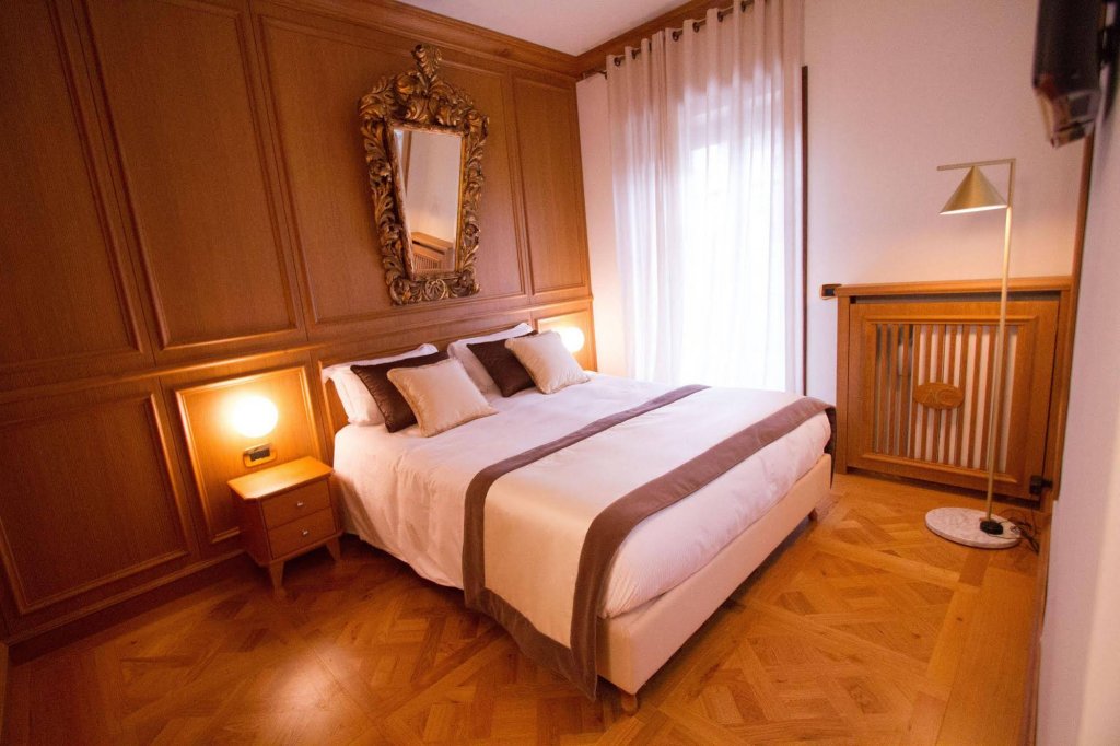 Фото Ambra Cortina