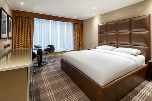 Гостиница Radisson Blu Edwardian Heathrow Hotel & Conference Centre, London в Лондоне