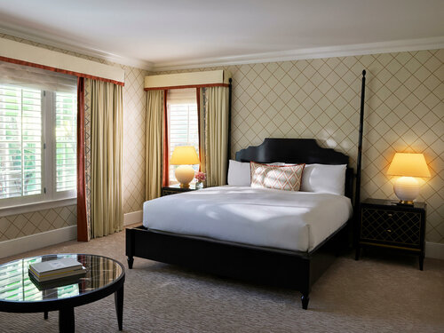 Внешний вид отеля The Beverly Hills Hotel в Беверли-Хиллз, фото 3