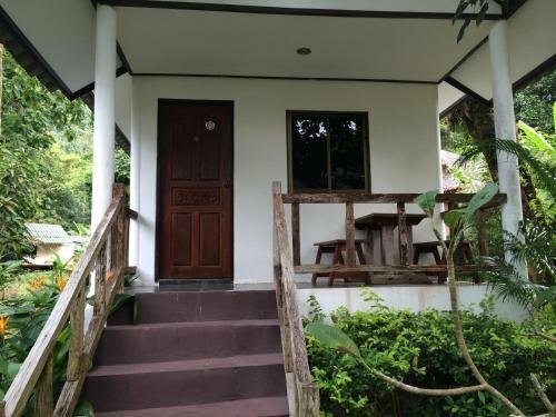 Гостиница Baansanook Bungalow в Ко Чанге