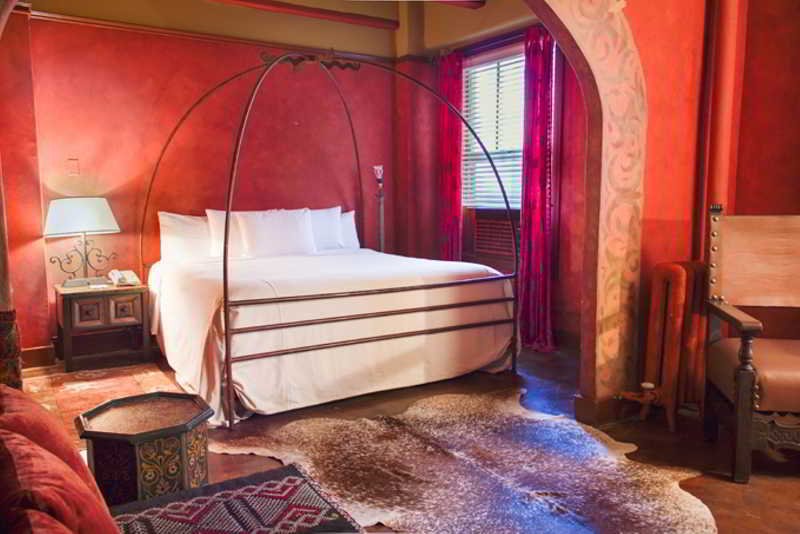 Фото Hotel Figueroa an Unbound Collection by Hyatt