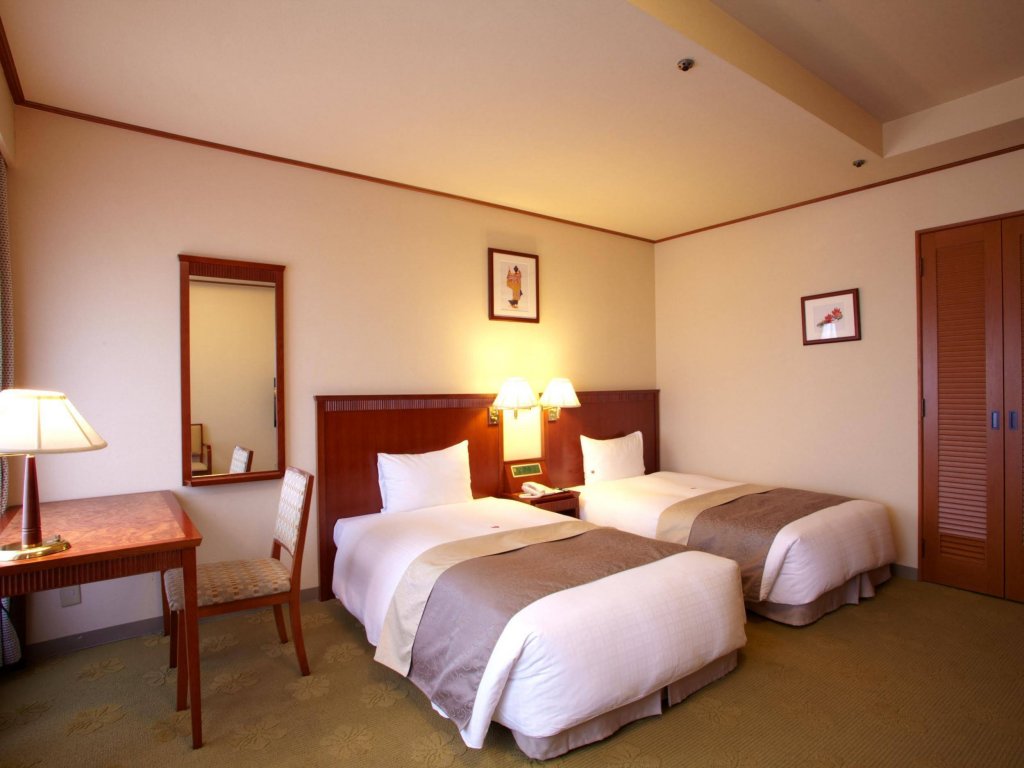 Фото Pacific Hotel Okinawa