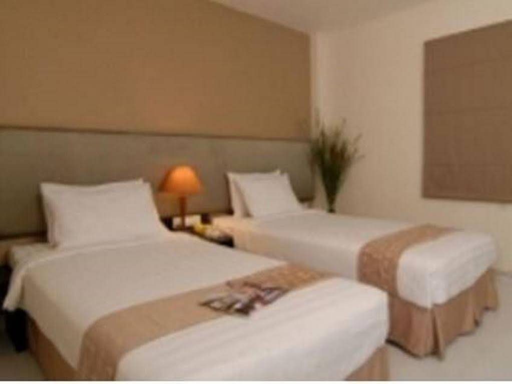 Фото Binh Duong 2 Hotel