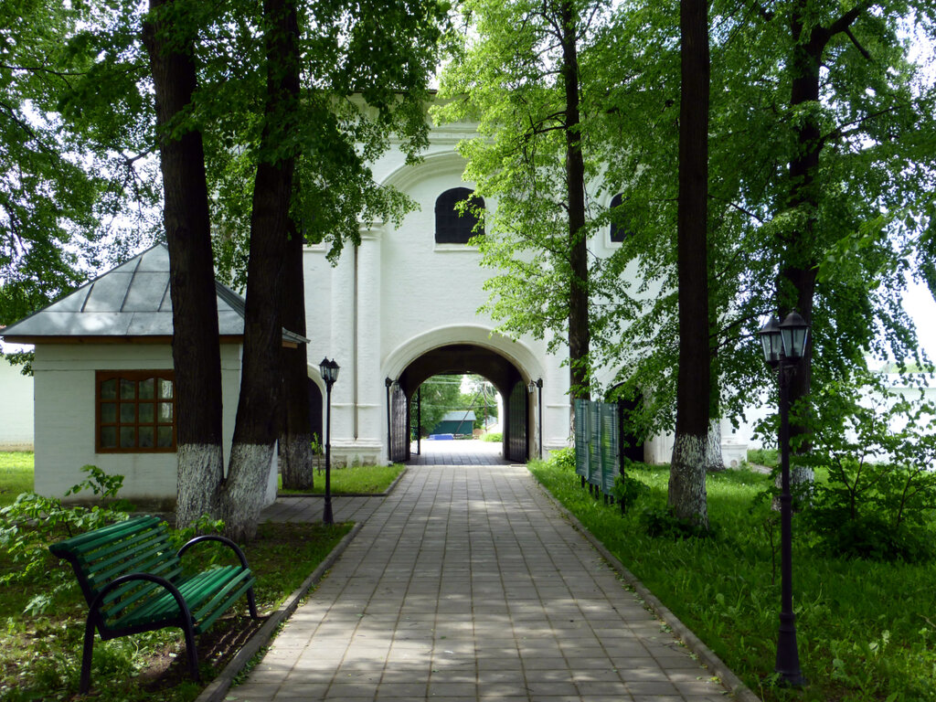 Orthodox church Tserkov Ikony Bozhiyey Materi Tikhvinskaya v Troitskom Danilove monastyre, Pereslavl‑Zalesskiy, photo