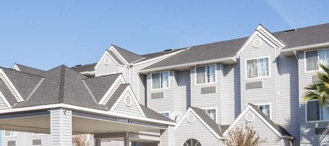 Фото Microtel Inn & Suites by Wyndham Modesto Ceres