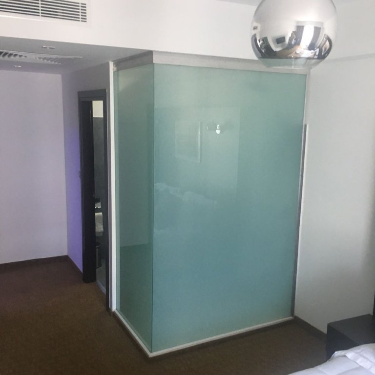 Фото Breeze Boutique Hotel