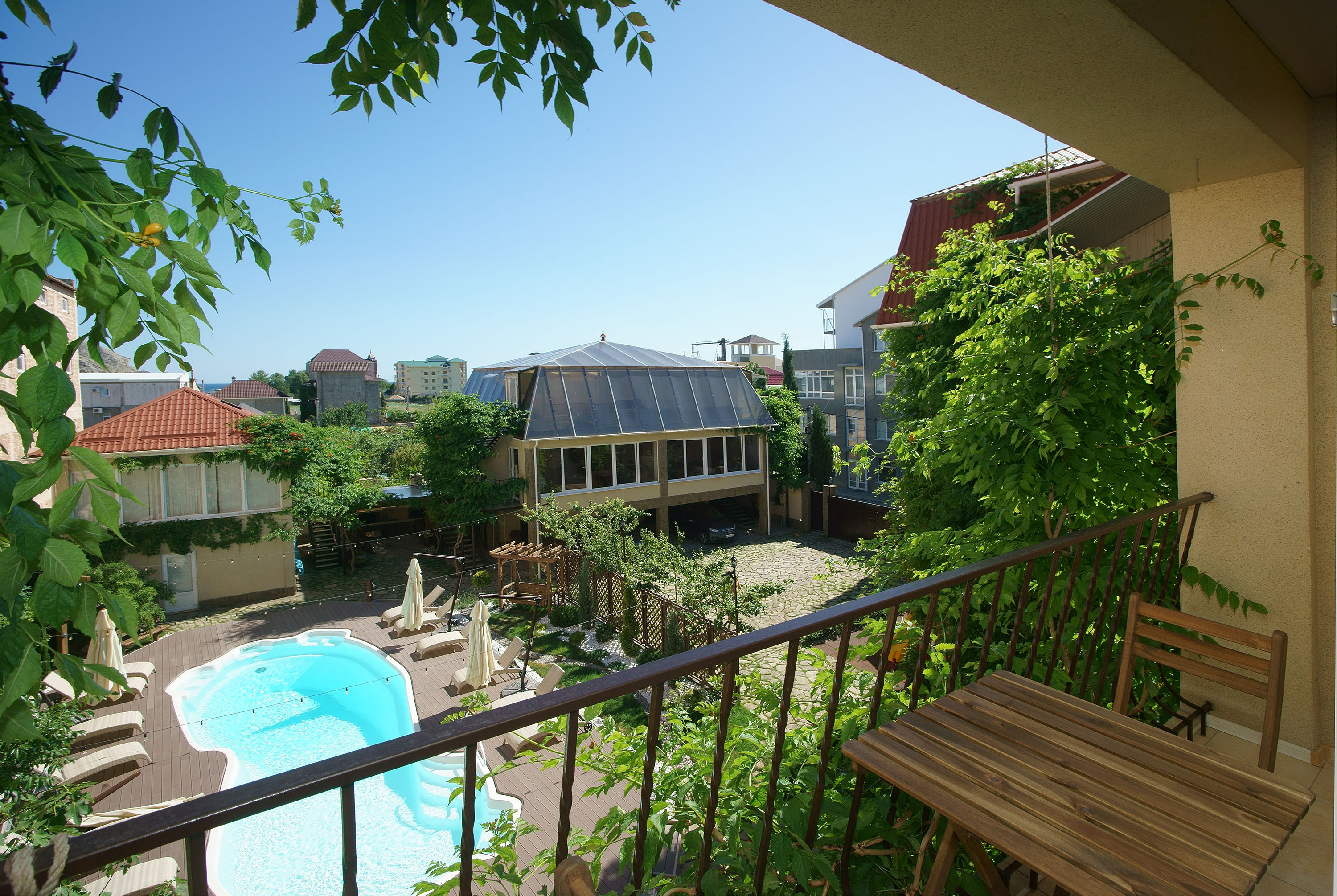 Фото Альяна