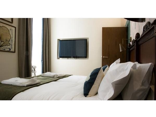 Фото Morton Hotel