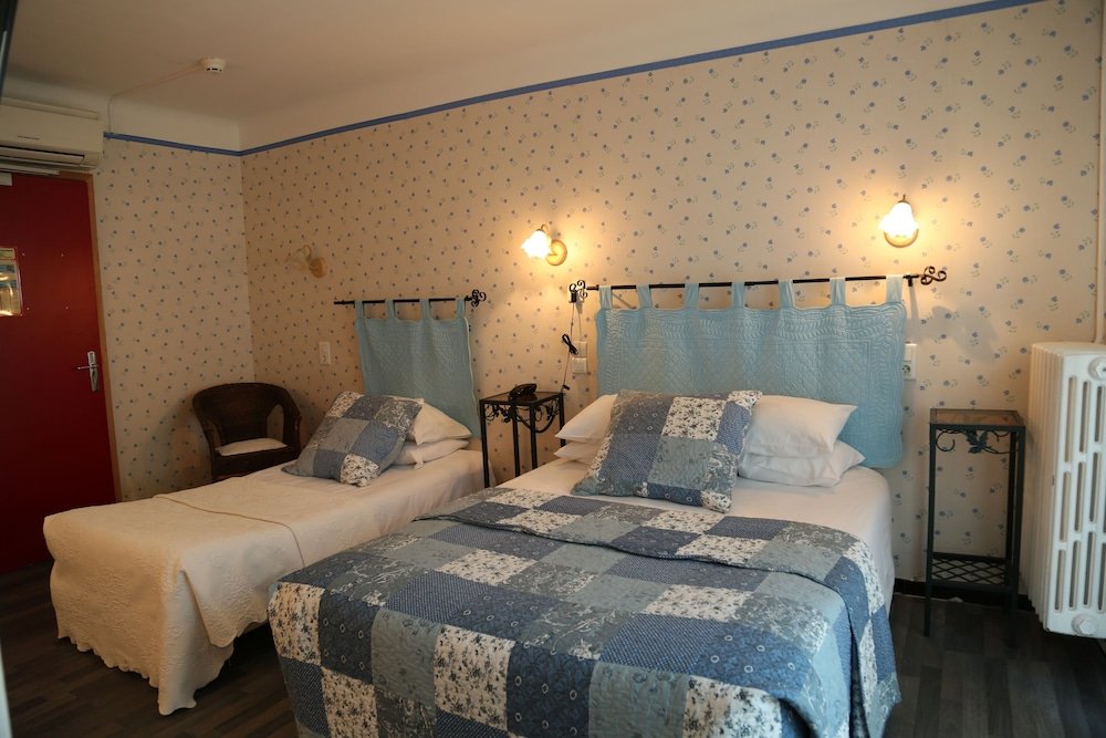 Фото Hôtel de France