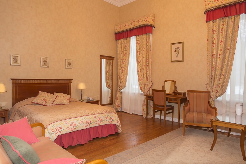 Фото Введенское