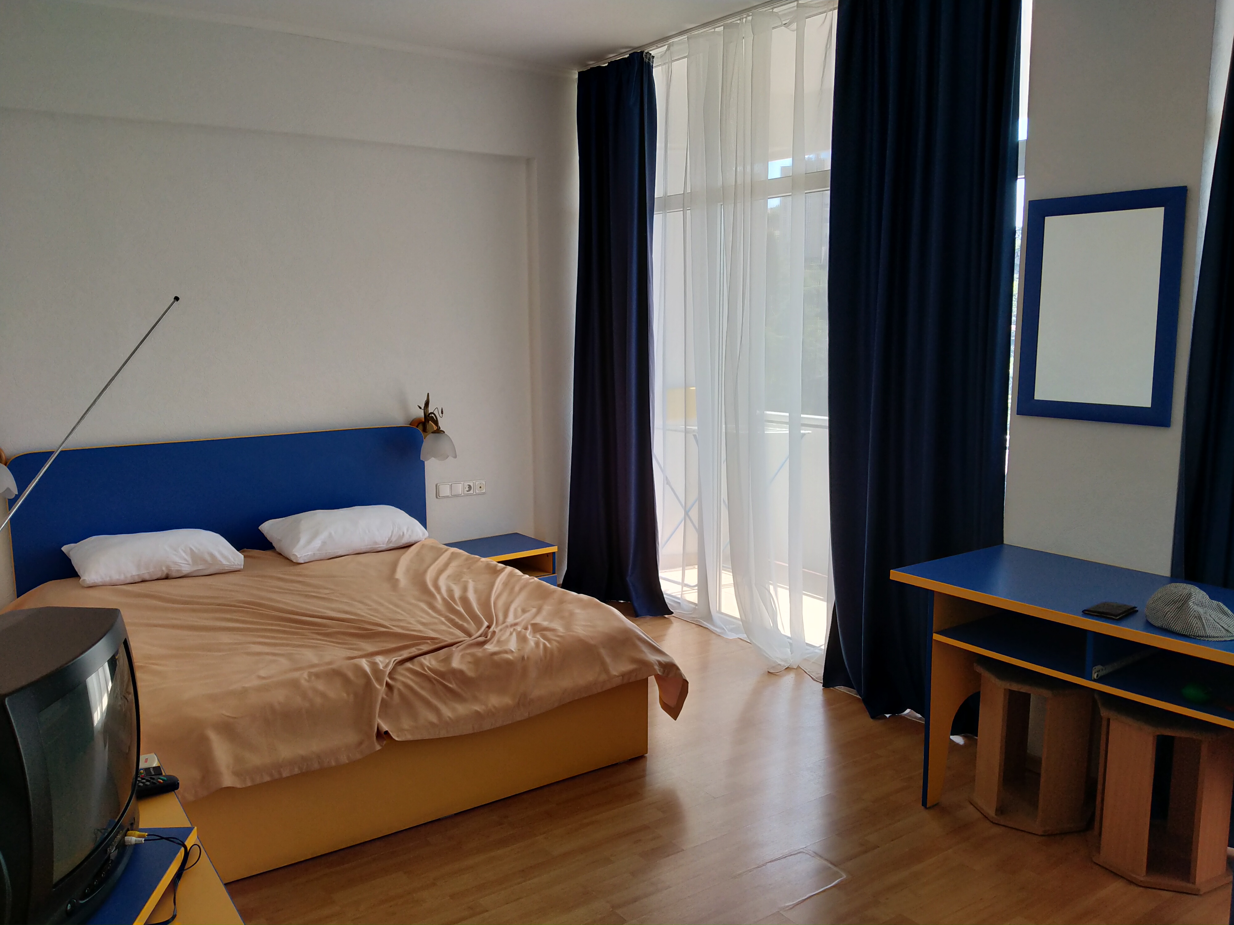 Фото Адмирал Ялта