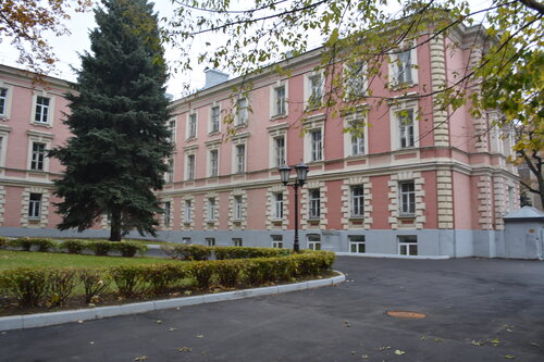 Yalangoch Gollivud yulduzlari Parij Xilton