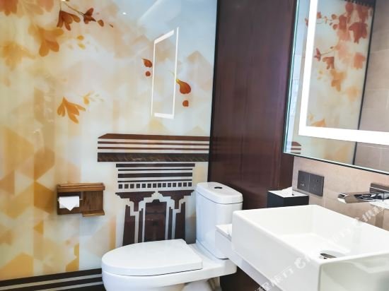 Фото Hilton Garden Inn Shangri-La