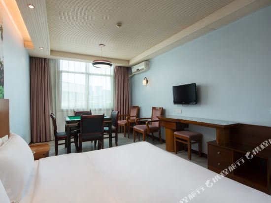 Фото Kaiserdom Changsha West Bus Terminal