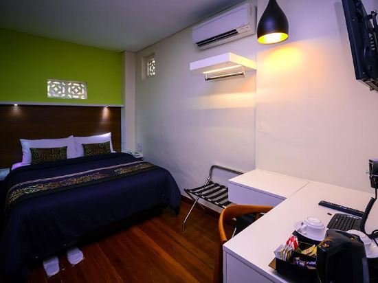 Фото The Keong Saik Hotel