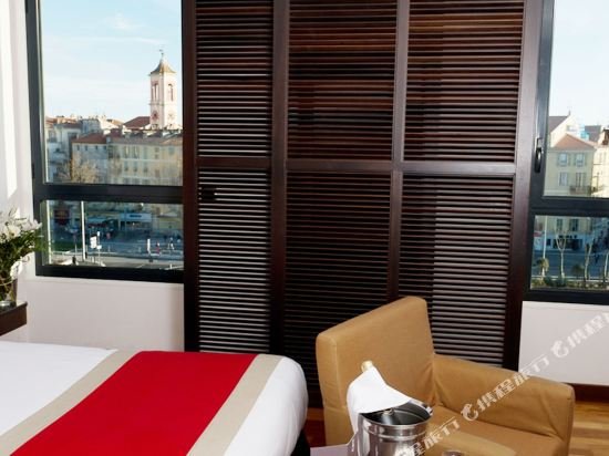 Фото Aston La Scala