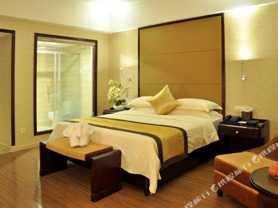 Фото Conifer Garden Hotel