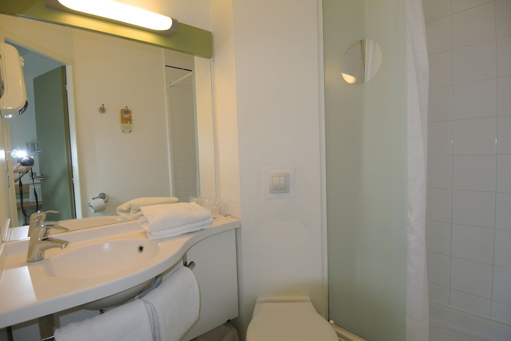Фото ibis budget Grenoble Voreppe