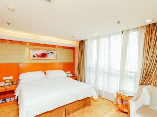 Фото Vienna Hotel