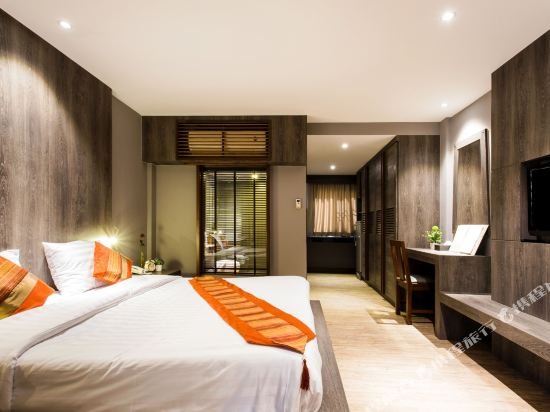 Фото Naiya Buree Resort at Nai Harn Beach