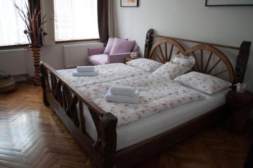 Фото House of Roses