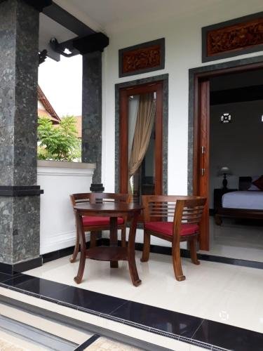 Фото Honeymoon Guesthouse