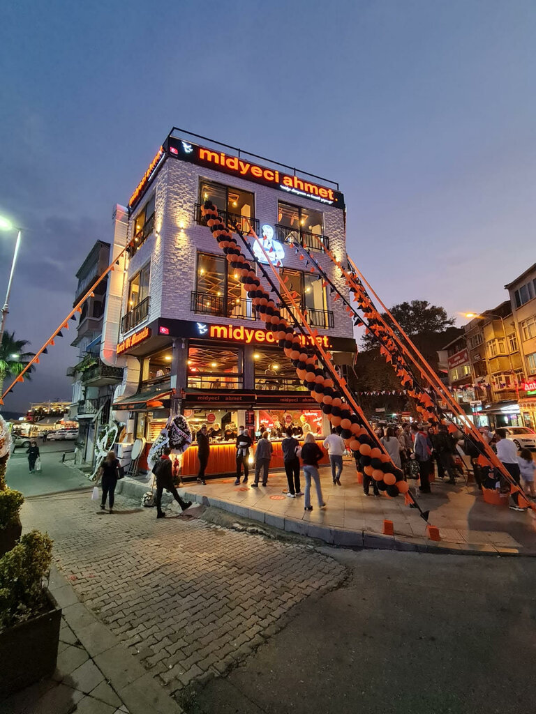 Restaurant Midyeci Ahmet Sariyer, Istanbul, photo