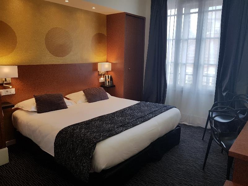 Фото Hôtel Raymond 4 Toulouse