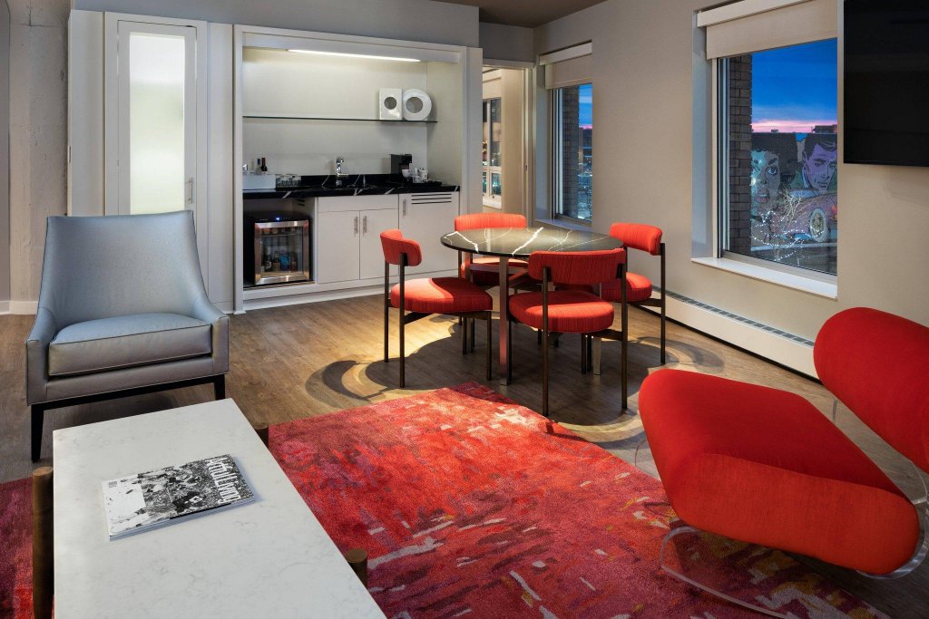 Фото The Chambers Hotel