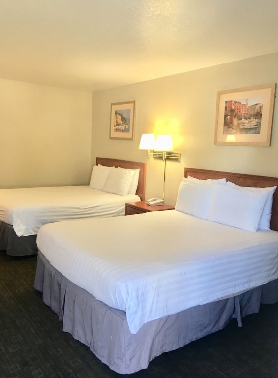 Фото Good Nite Inn Redlands