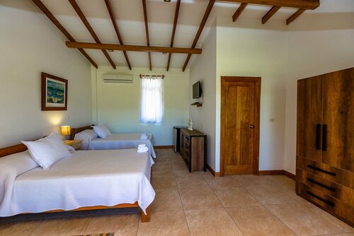 Гостиница Bungalows & Suites Punta Camarón
