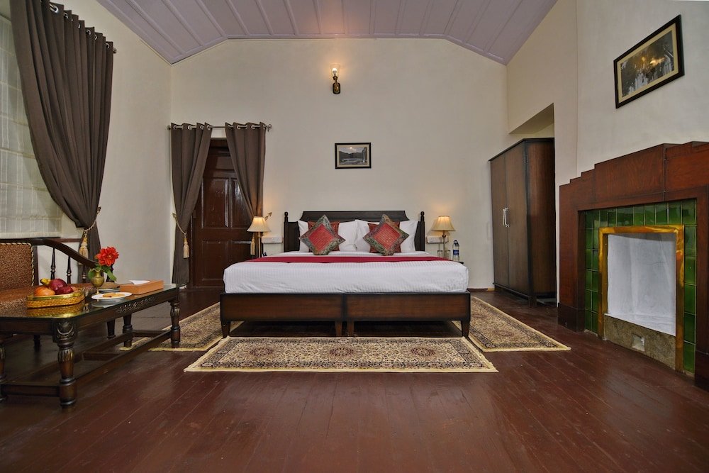 Фото Brij Villa, Dalhousie - A Colonial Luxury Retreat