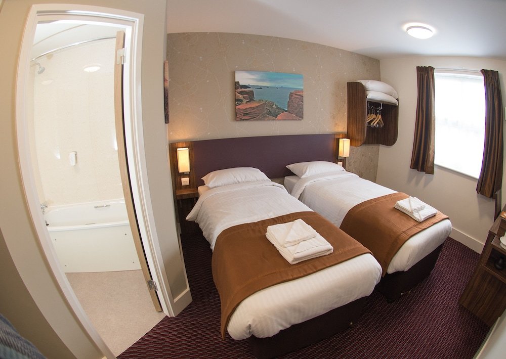 Фото Pine Marten, Dunbar by Marston's Inns