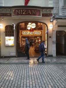 Nizam Pide Taksim Şubesi (İstanbul, Beyoğlu, Katipmustafa Çelebi Mah., Büyük Parmakkapı Sok., 18/A), kafe  Beyoğlu'ndan