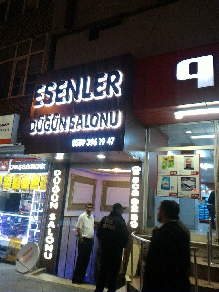 مطعم Barısh Ocakbashı & Muzikhol ، اسطنبول، صورة