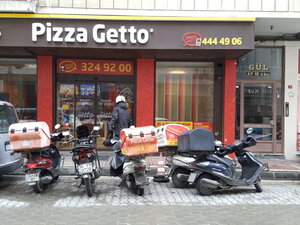 Pizza Getto (İstanbul, Kağıthane, Çeliktepe Mah., Çelebi Mehmet Cad., 10), pizzeria