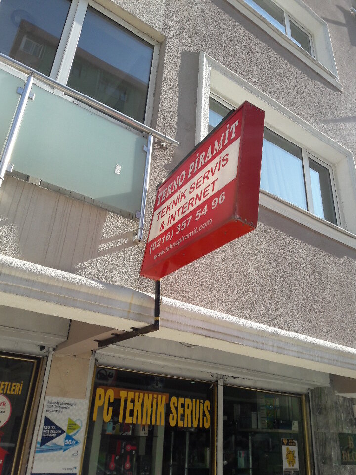 Bilgisayar teknik servisleri Piramit Bilgisayar, Kadıköy, foto