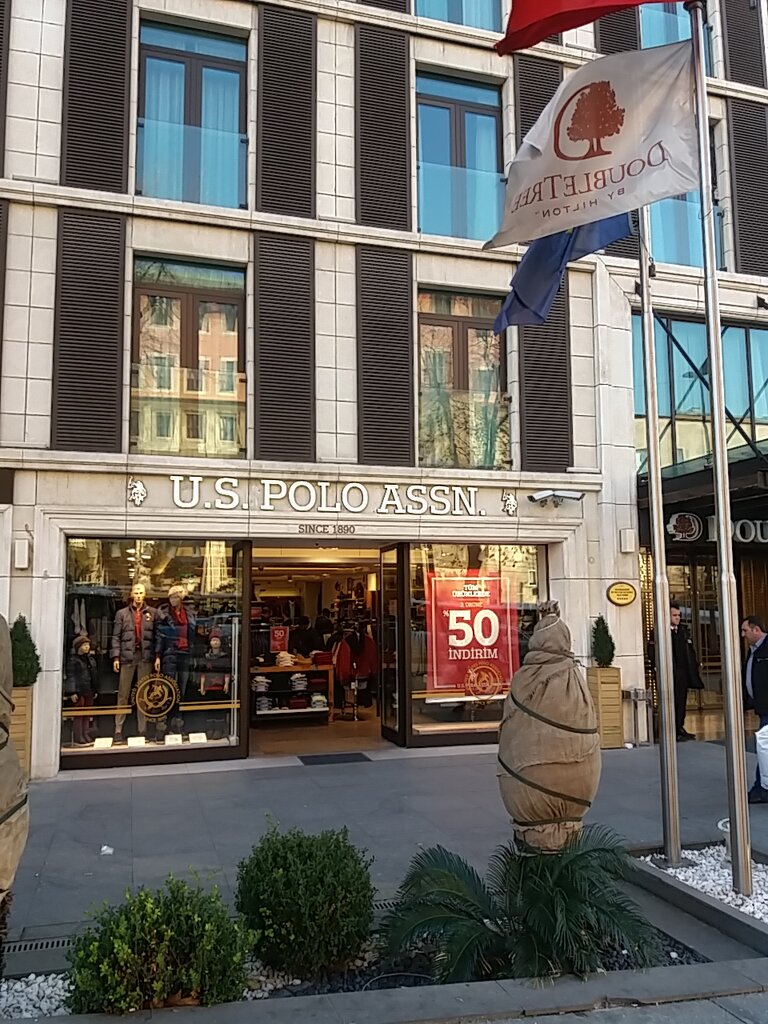 Büyüleyici keten kızışma  U. S. Polo Assn, giyim mağazası, Türkiye, İstanbul, Fatih, Ordu Cad., 31B -  Yandex Haritalar