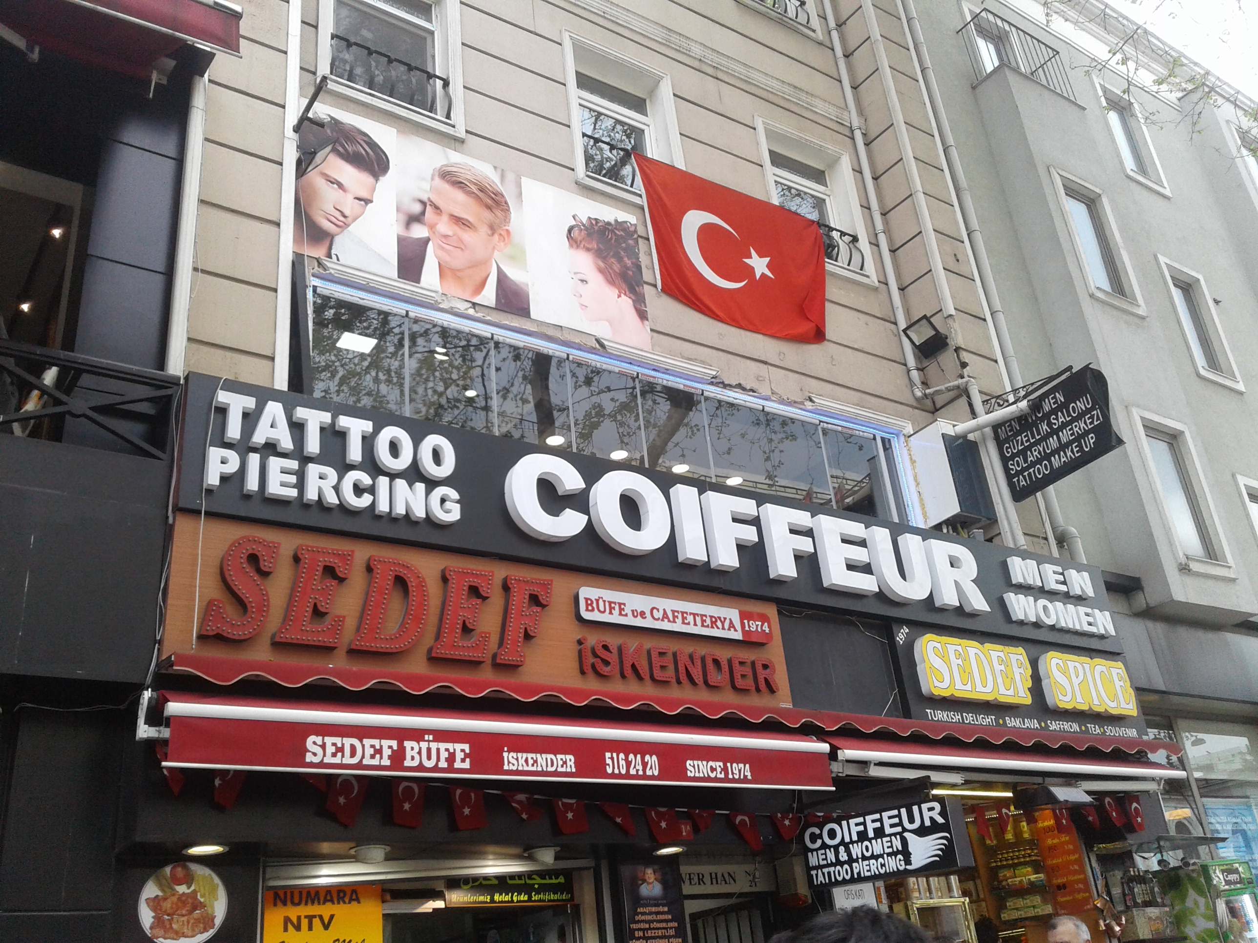 Coiffeur Ozkan Men Women Tattoo Piercing Solaryum