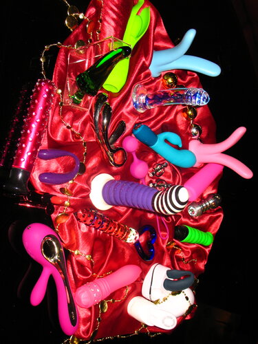 Playboy uchun yalangoch qizlar