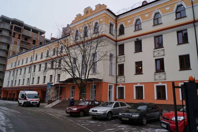 Ambulance services Tsentr ekstrennoy meditsinskoy pomoshchi i meditsiny katastrof goroda Kiyeva, Kyiv, photo