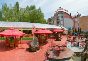Kafe Flamingo (Rivne, vulytsia Stepana Bandery, 62В) ، مطعم