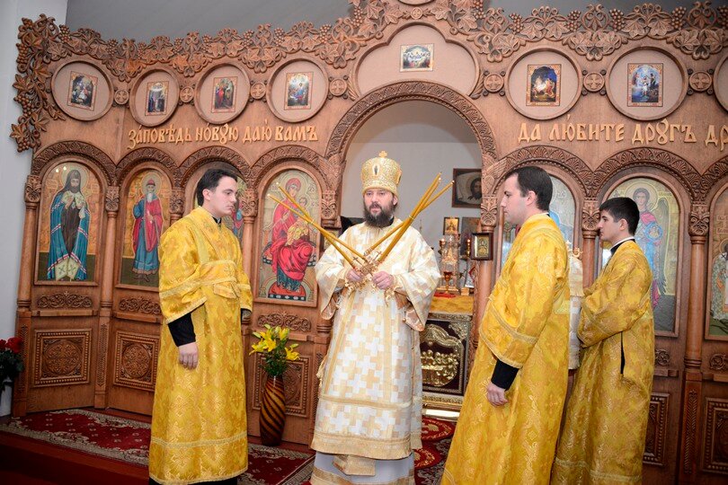 Iglesia ortodoxa Tserkov Trekh Svyatiteley Ukrainskoy Pravoslavnoy Kanonicheskoy Tserkvi, , foto