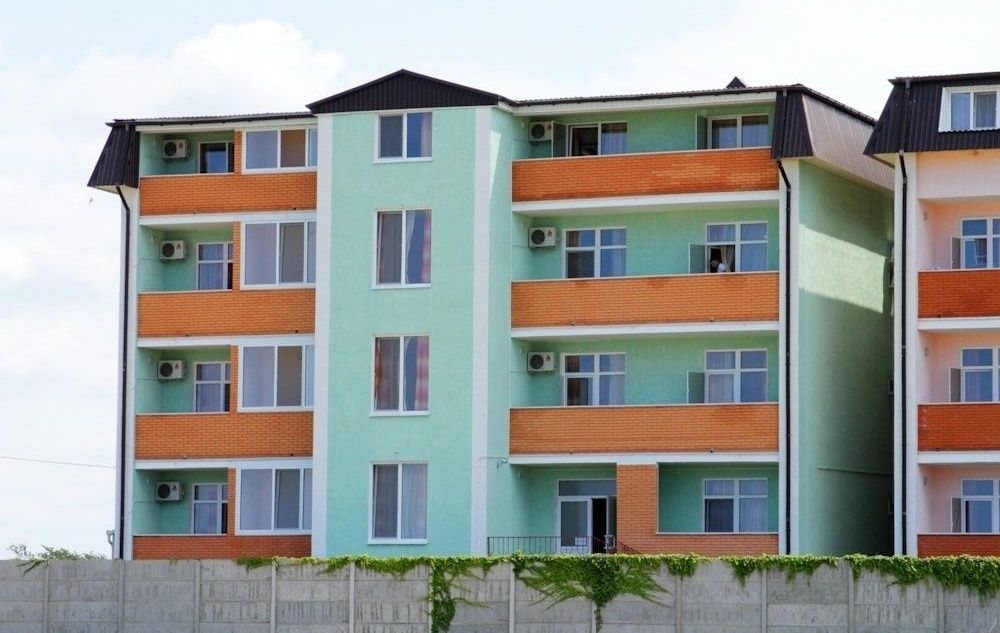 Фото Белый Лев