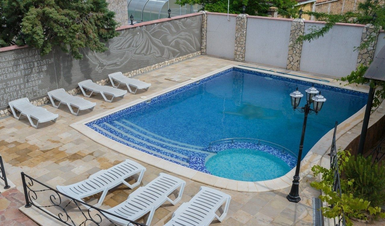 Фото Славия