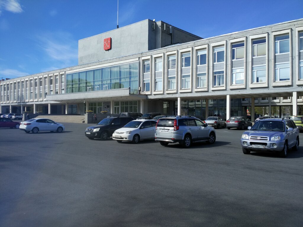 دائرة الإسكان Zhilishchny otdel Administratsii Kurortnogo rayona ، ، صورة