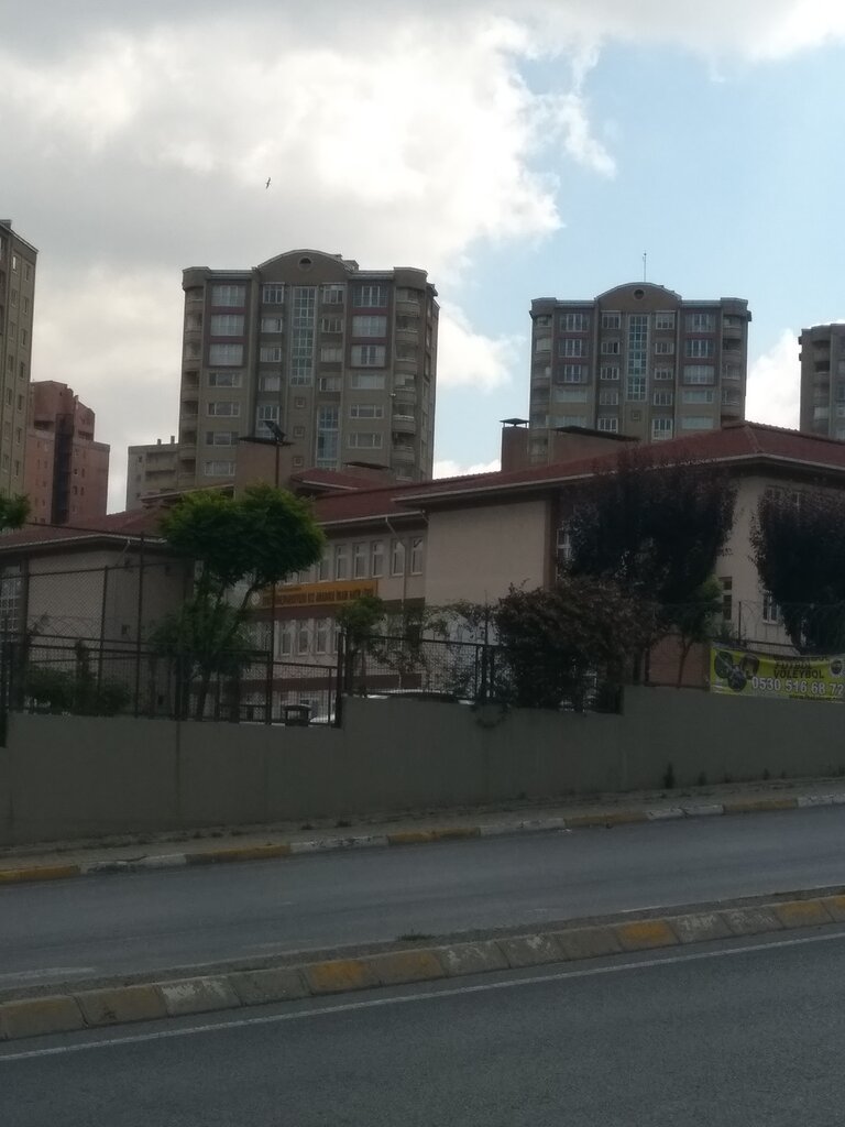 Liceo Toki Gunesparkevleri Girls Anatolian Religious Lyceum, , foto